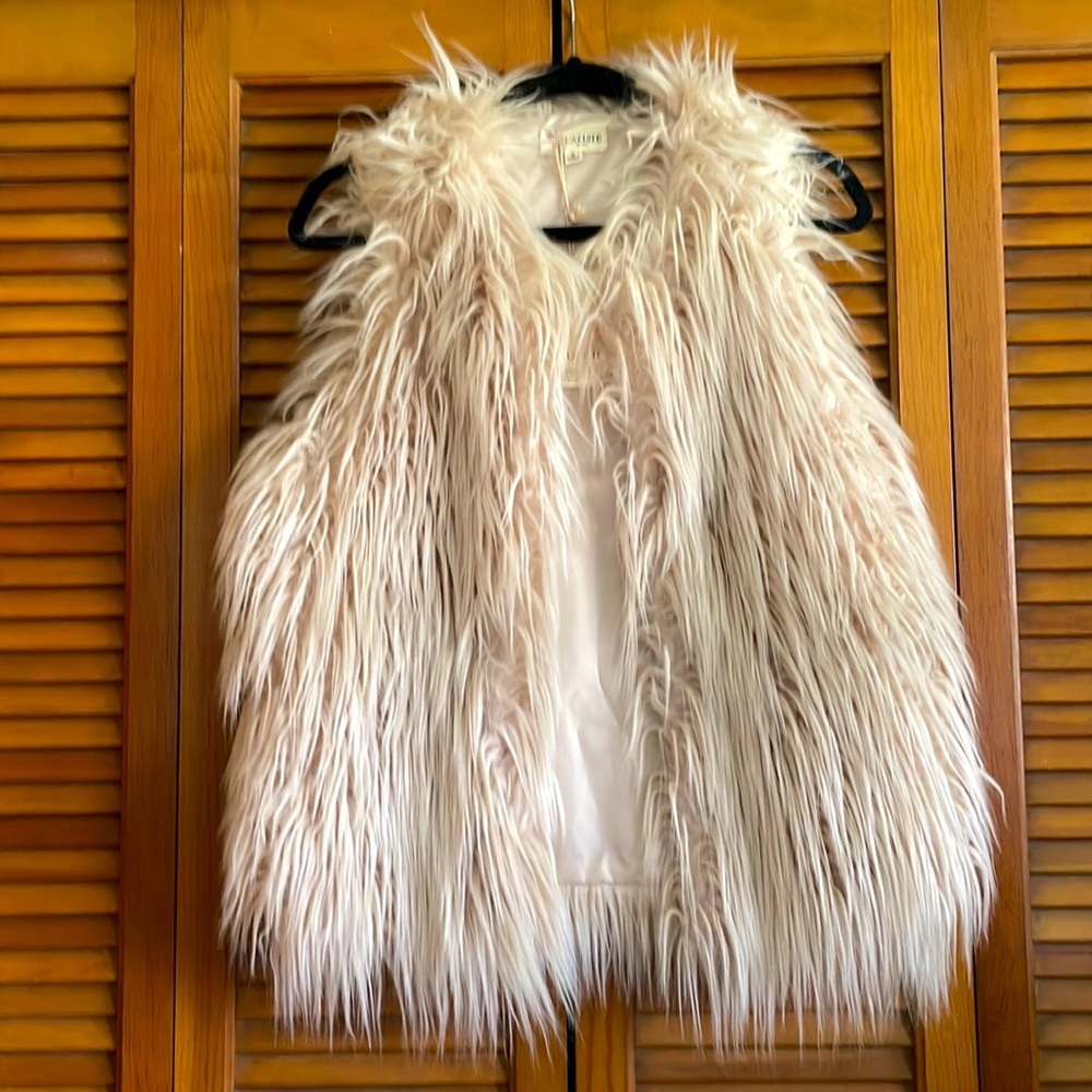 L’Atist by Amy Faux Fur Fluffy Vest